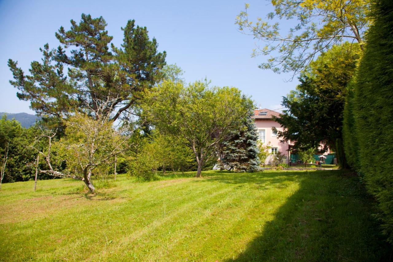 Villa Mercedes Piloña Eksteriør bilde